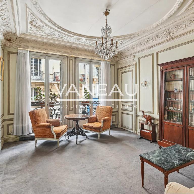 Exclusivité - Paris 9 - Rochechouart / Condorcet - Appartement f