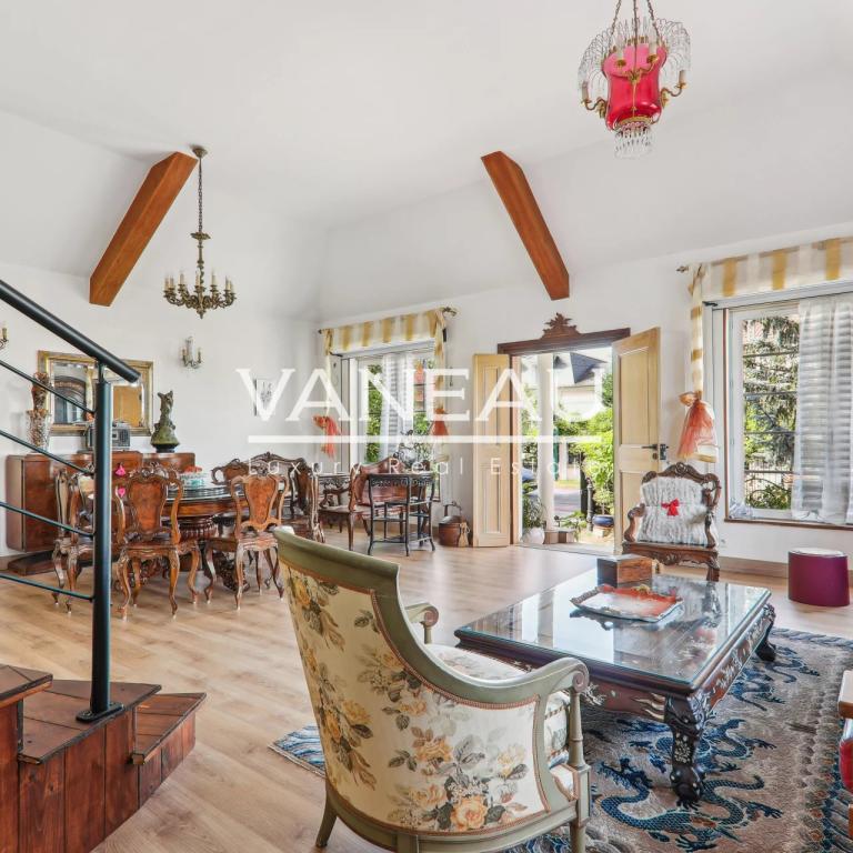 Maison à vendre au Vésinet - 208 m² -9 pièces - 6 chambres