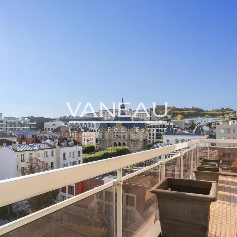 Magnifique appartement avec terrasse au dernier étage !