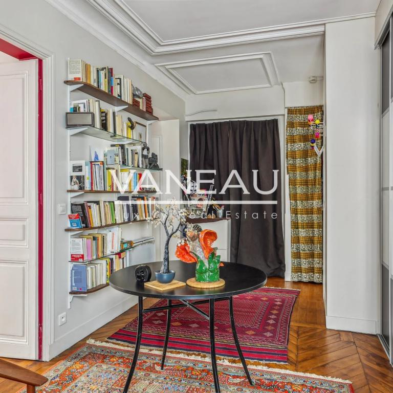 Charmant 2 pièces 40 m² - Louis Blanc Paris Xème