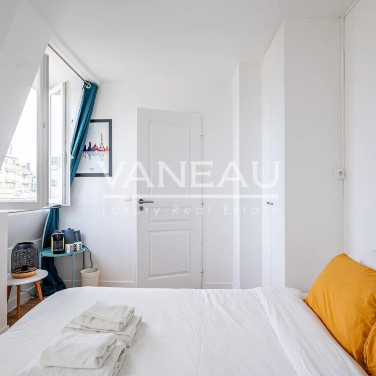 PARIS XVI - Village d'Auteuil - Chambre rénovée vue dégagée