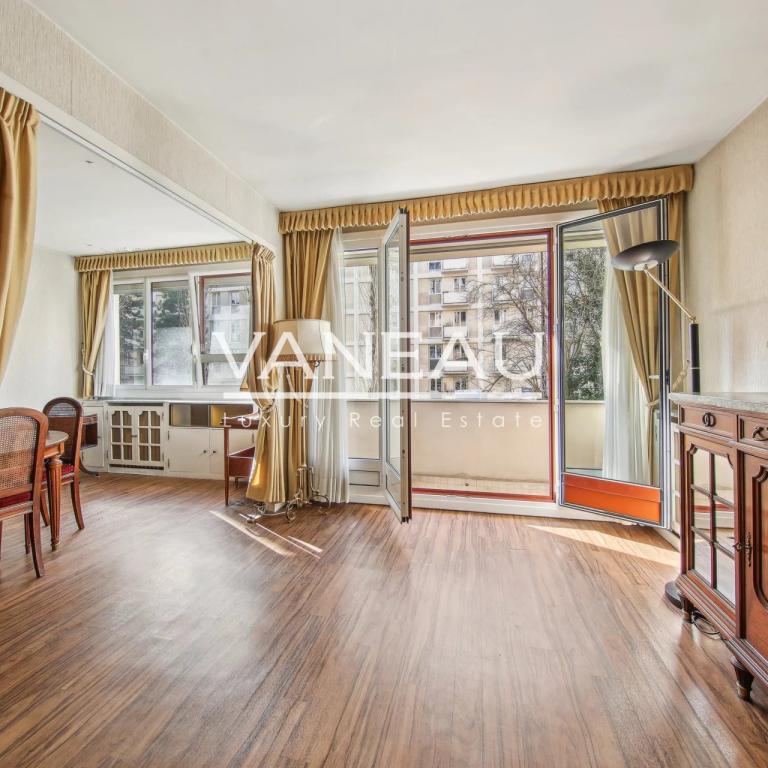 Paris XVe - Appartement quatre pièces avec loggia