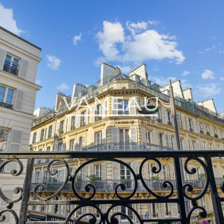 Paris VII - Rue du Bac