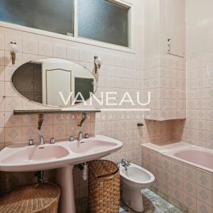 Exclusivité - Paris 9 - Rochechouart / Condorcet - Appartement f