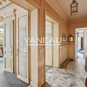 Exclusivité - Paris 9 - Rochechouart / Condorcet - Appartement f