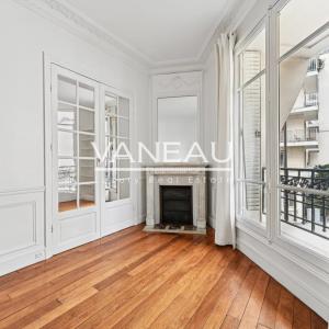 BON MARCHE - VANEAU