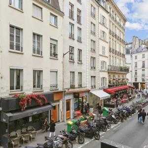 Deux/trois pièces à rafraîchir - Rue Mazarine