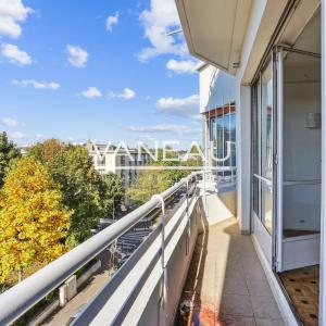 PARIS XVI - Molitor - Appartement très lumineux - Vue dégagée - 