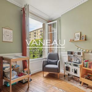 PARIS XV - Voie privée calme et résidentielle -  Bel appartement