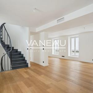 Paris XV - BEAUGRENELLE - Maison familiale 200 m² - état neuf.