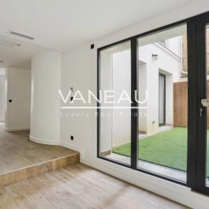 Paris XV - BEAUGRENELLE - Maison familiale 200 m² - état neuf.