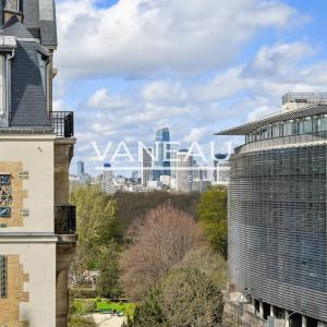 16e - Appartement familial 2/ 3 chambres - Longchamp