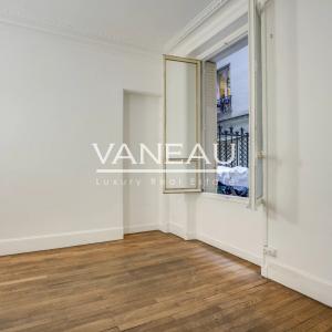 Paris 7e/Gros Caillou-rue Cler/studio de 18,43 m² Carrez/courett