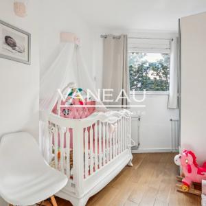 Appartement en parfait état avec balcon sans vis-à-vis