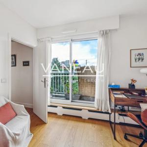 Village Saint Charles .  appartement  lumineux, traversant