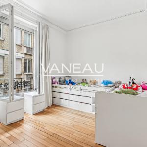 PARIS XVIème - Auteuil Nord - Appartement  Familial