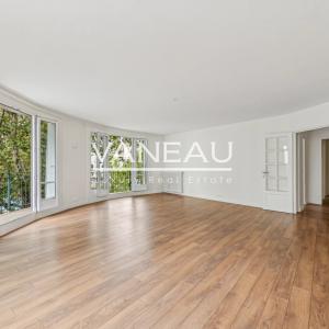 VAUGIRARD - VOLONTAIRES : Appartement familial avec balcon