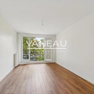 VAUGIRARD - VOLONTAIRES : Appartement familial avec balcon