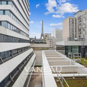 Bir Hakeim  Charles Michels - Grand Studio vue Tour Eiffel