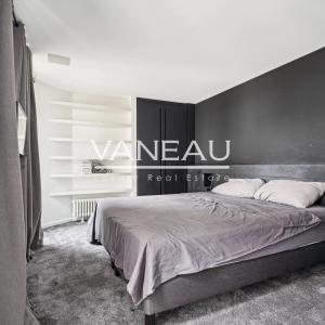 DERNIER ETAGE - Appartement en duplex avec vue Sacré-Coeur