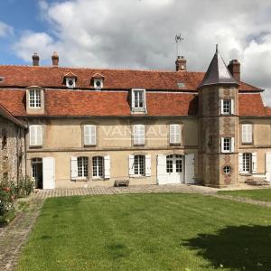 Magnifique Manoir du XVIIIe siècle dans un cadre idyllique -