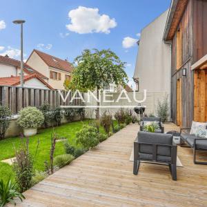 Maison d'architecte Bioclimatique R+1 de 130m² avec jardin terra