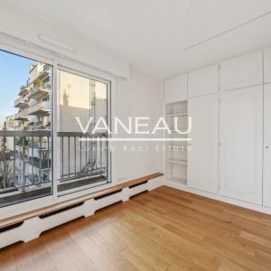 Village Saint Charles .  appartement  lumineux, traversant