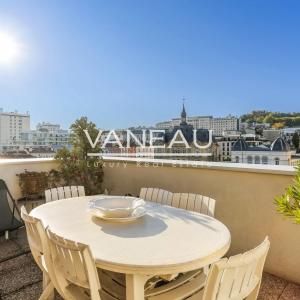 Magnifique appartement avec terrasse au dernier étage !