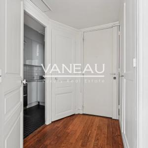 BON MARCHE - VANEAU