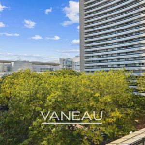 Appartement moderne en étage élevé avec balcon et 3 chambres