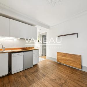 PARIS XVIIIe - Village Ramey - Bel appartement de 2 pièces  -