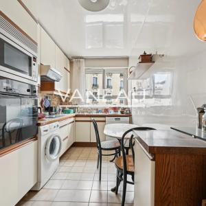 Appartement familial avec terrasse- Paris XVe