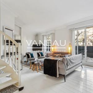 Paris XVIe - Georges Mandel Duplex familial avec jardin privatif