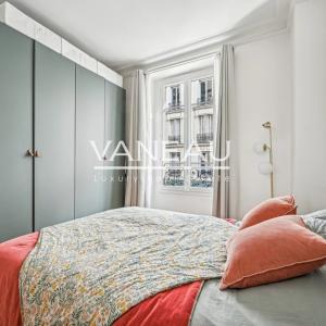 Paris VIIe - SAINT DOMINIQUE  - Appartement rénové avec deux cha