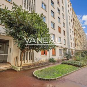 Paris XVe - Appartement quatre pièces avec loggia