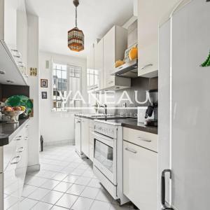 Paris XVe - Bir Hakeim/Dupleix - Appartement en étage élevé avec