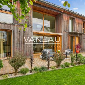 Sèvres - Maison d'architecte bioclimatique R+1 de 130 m² avec ja