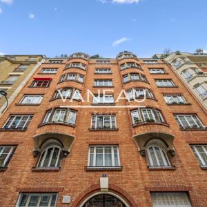 Paris XV - Boucicaut - Convention : Appartement trois pièces en 