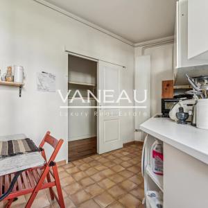 Paris XVe - Blomet / Convention - Appartement trois pièces dans 