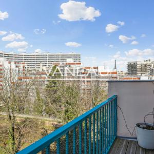 PARIS XVe - Saint-Lambert - Loft en duplex, dernier étage refait