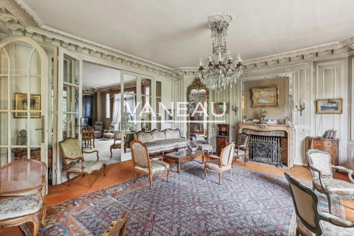 MONCEAU - NIEL - 337m² - 5 CHAMBRES