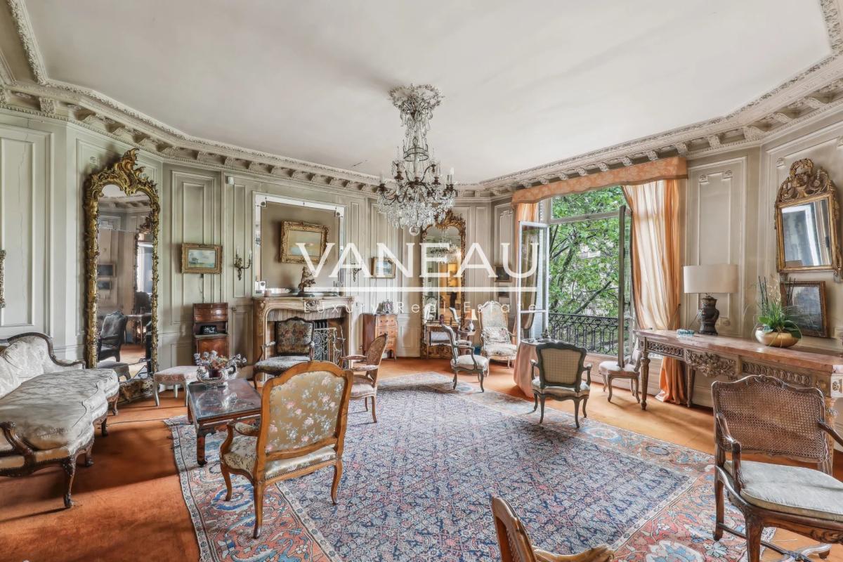 MONCEAU - NIEL - 337m² - 5 CHAMBRES