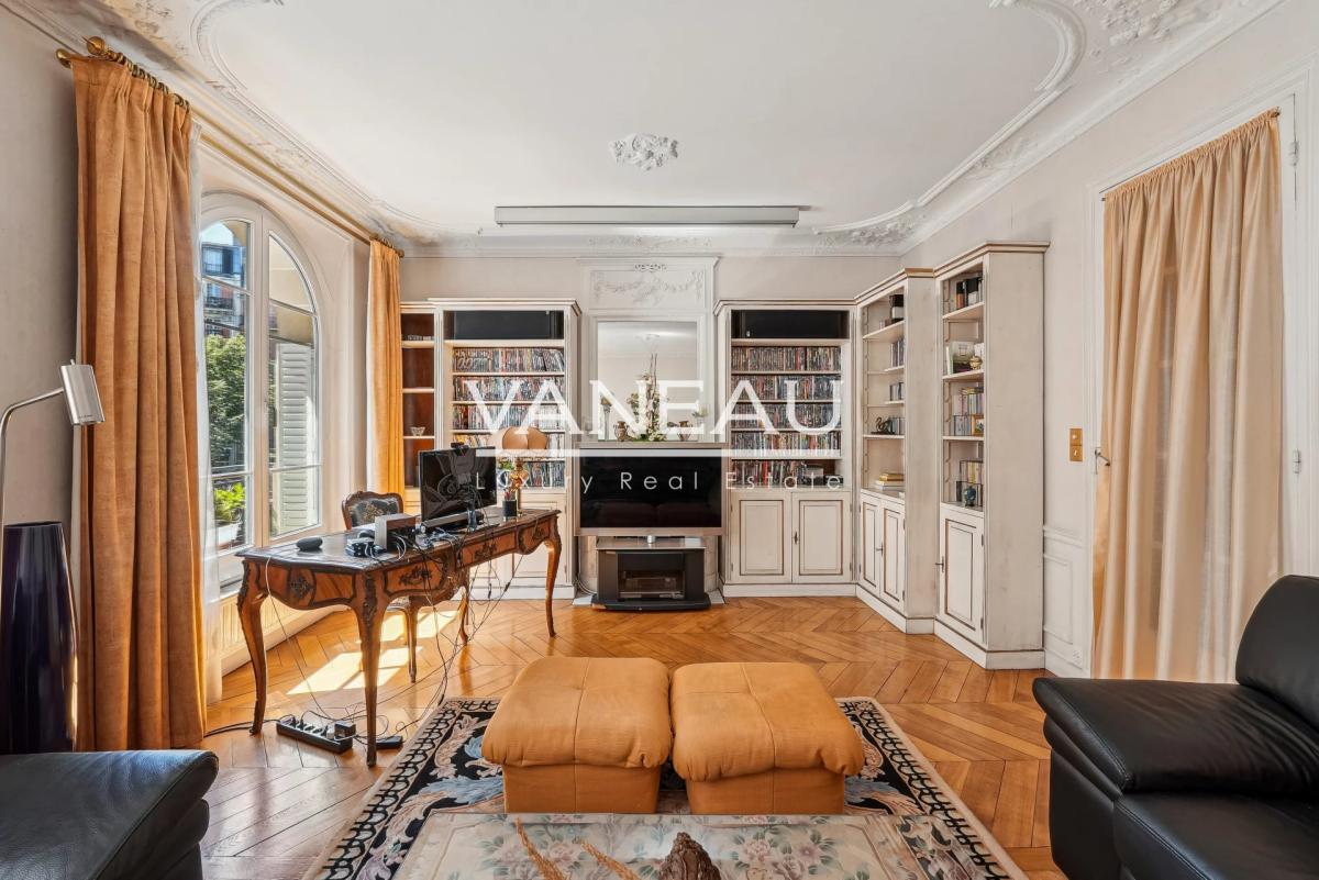 Vaugirard - Convention -  Rare ! Superbe appartement familial 4 