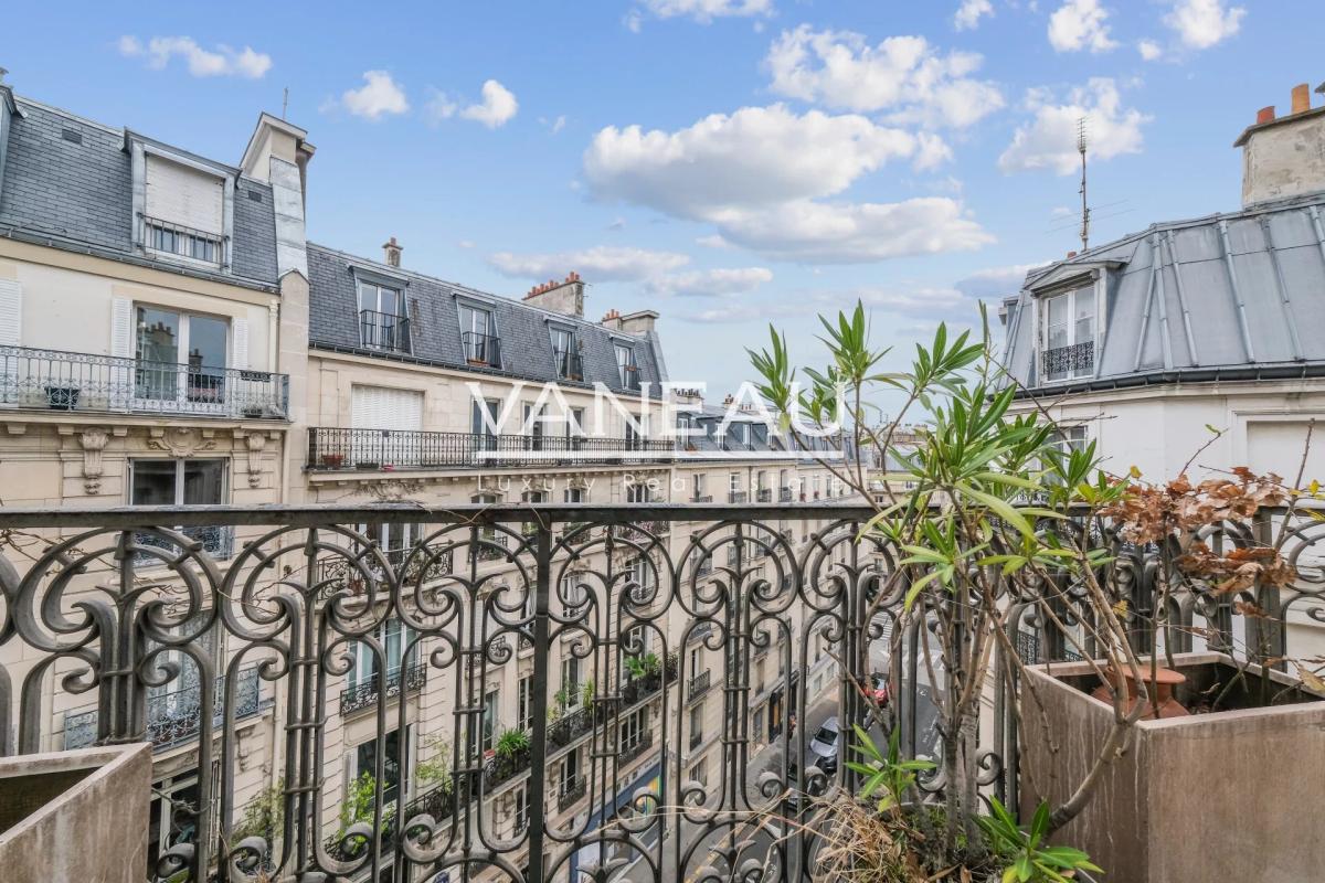 En étage avec ascenseur - Balcon