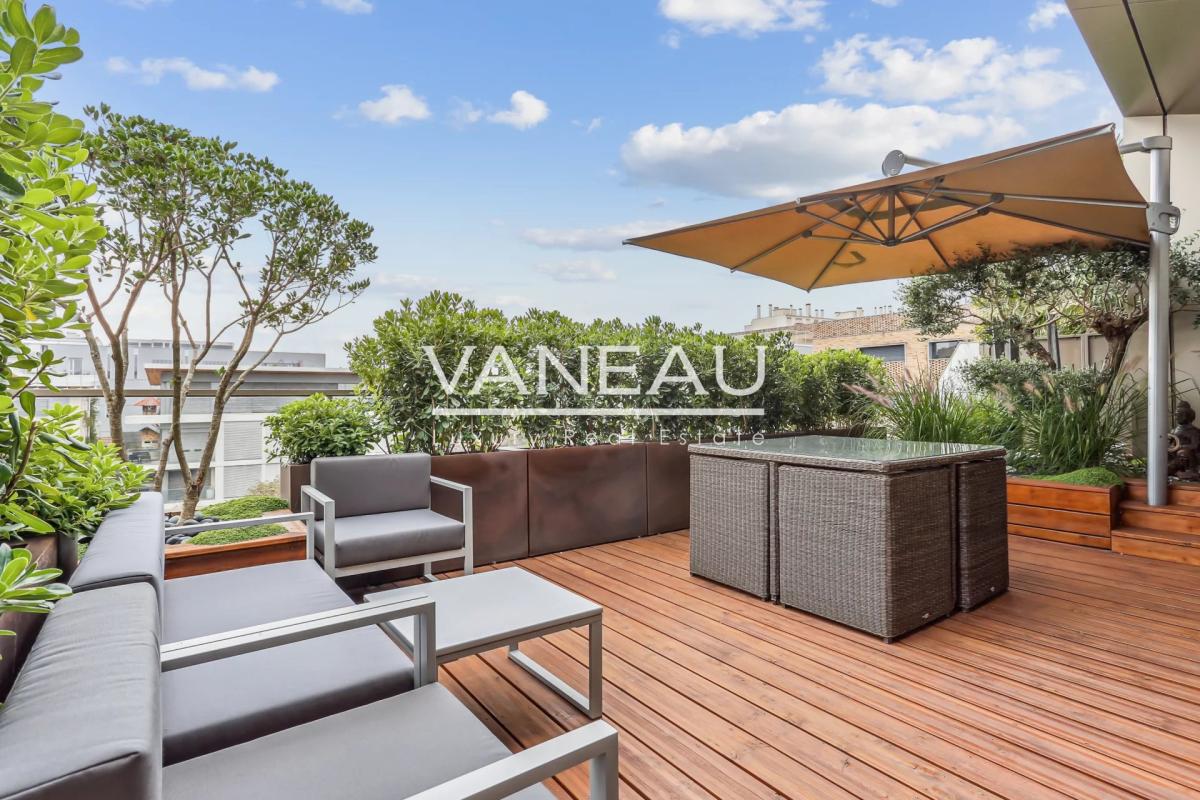 Appartement moderne de standing avec terrasse de plain pied végé