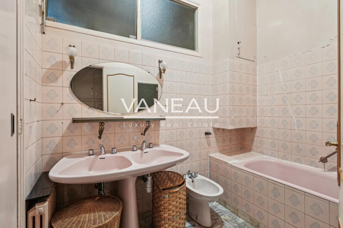 Exclusivité - Paris 9 - Rochechouart / Condorcet - Appartement f