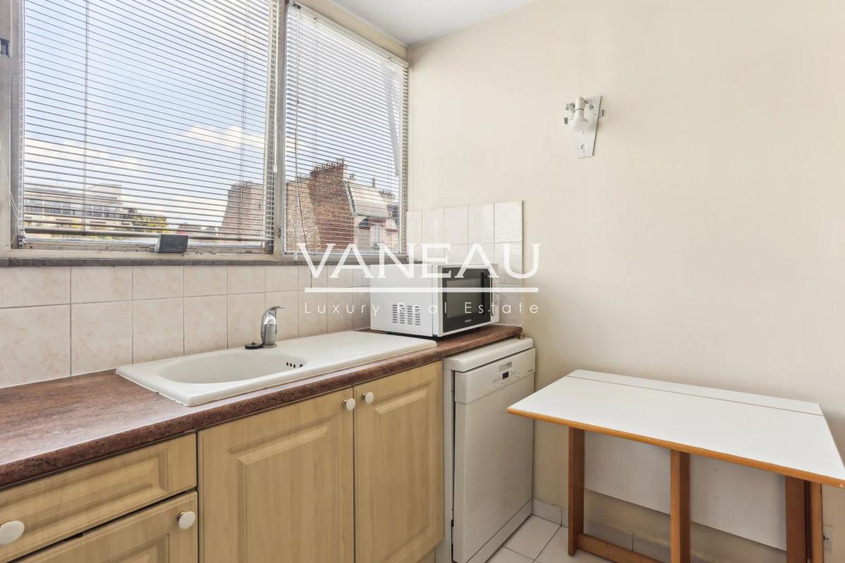 EXCLUSIVITE - Paris XVI - Appartement deux chambres sur jardin -