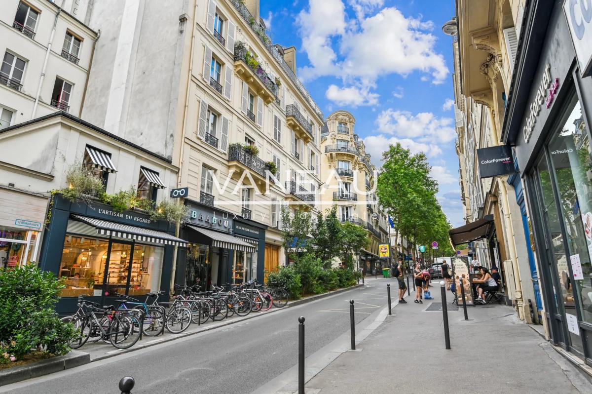 RARE - Paris IX - Saint Georges / Rue des Martyrs - Maison de vi