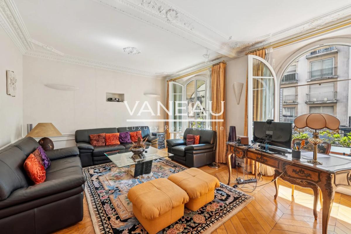 Vaugirard - Convention -  Rare ! Superbe appartement familial 4 