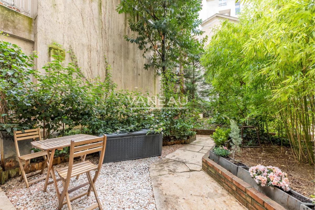 *** Loft Rez de jardin Pont Neuf ***